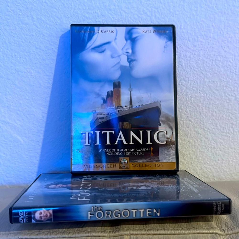 Lot of 2 Movies Titanic DVD